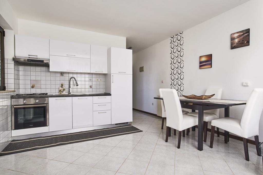 Apartman Lovely Roses *