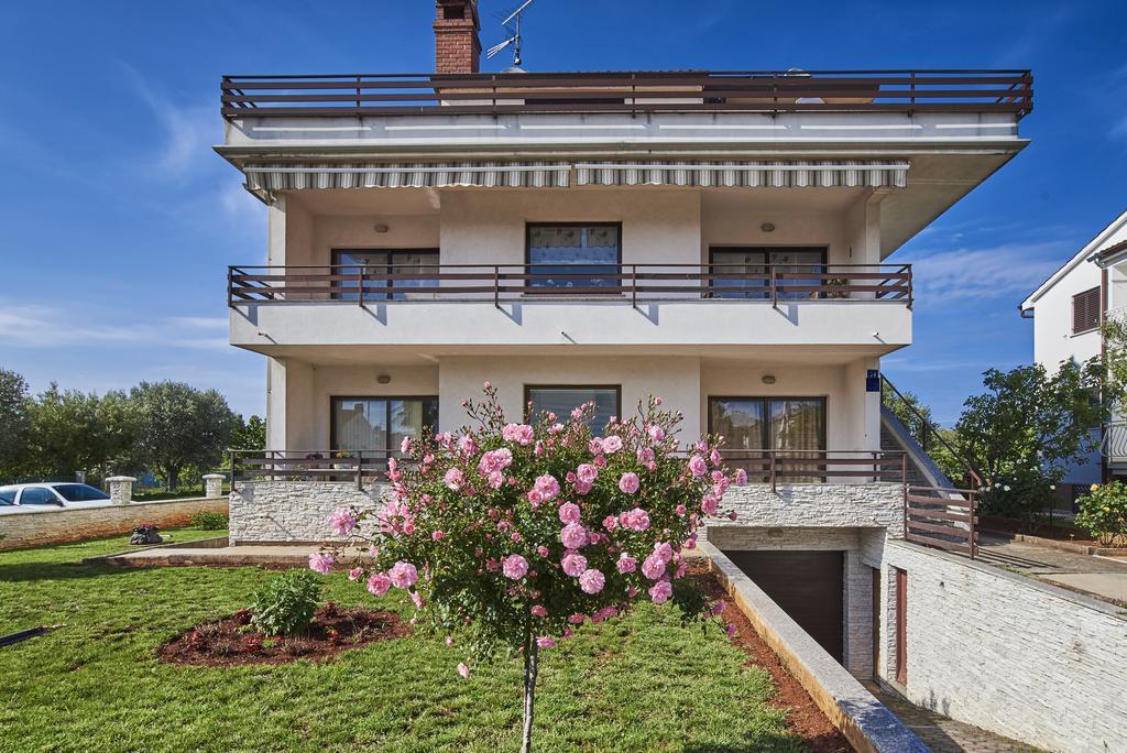 Apartment Lovely Roses Umag